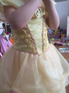 Robes de princesses: Disneyland ou Disney Store? - PMGirl